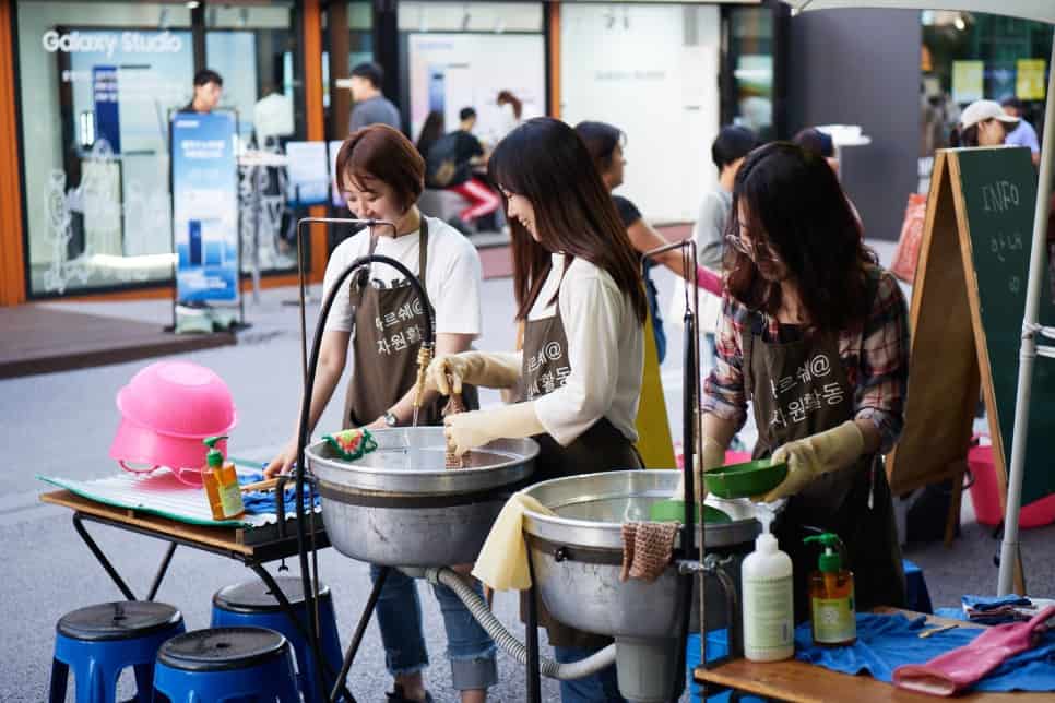 4월 28일 농부시장 마르쉐@성수  자원활동가를 모집합니다.